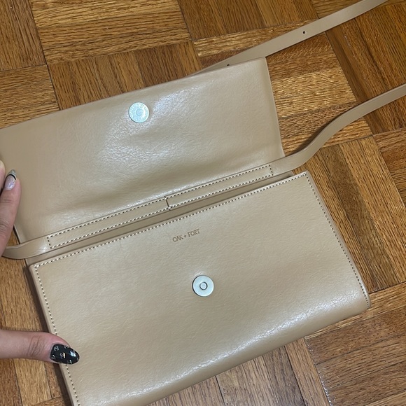 Oak and Fort Bag - Picture 3 of 5